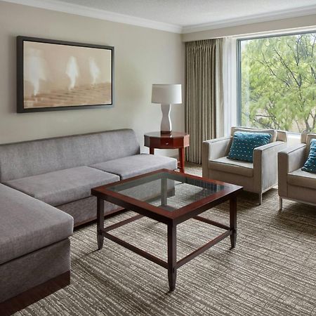 Marriott Downtown At Cf Toronto Eaton Centre Hotell Exteriör bild