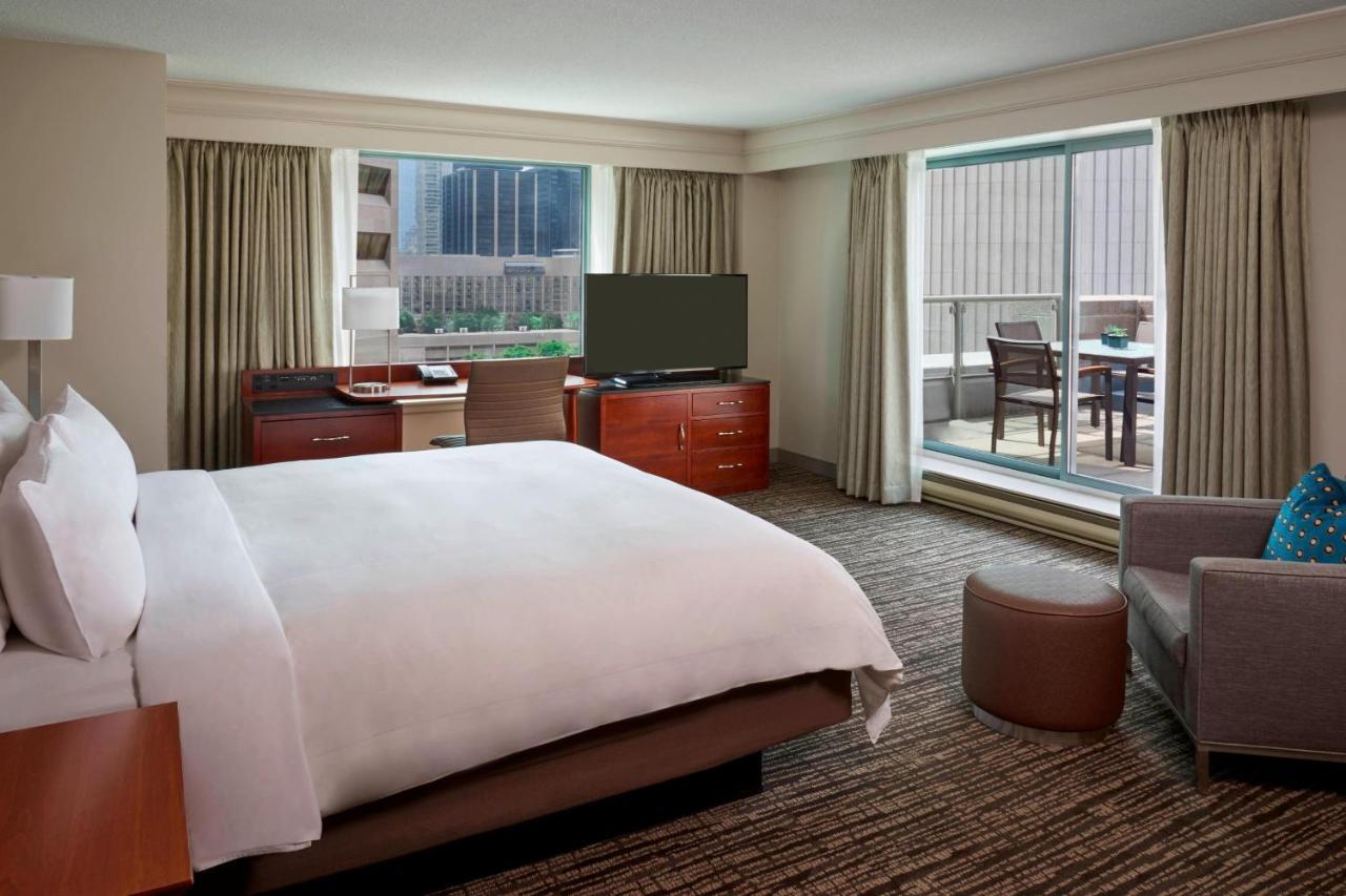 Marriott Downtown At Cf Toronto Eaton Centre Hotell Exteriör bild
